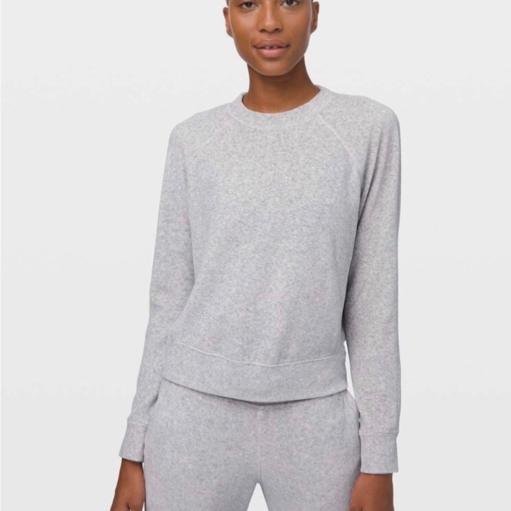 Lululemon Velour Every Moment crew sweatshirt